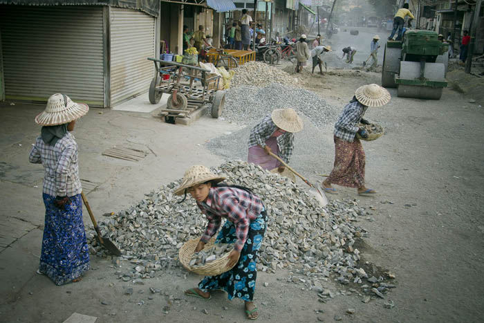 Women workers in Meiktila, 2013. Image Credit: Geoffrey Hiller.